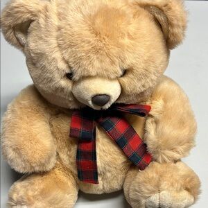 Tan teddy bear with plaid bow balloon club